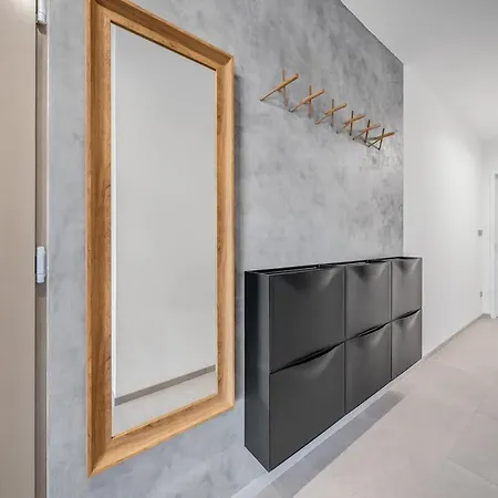 Apartmany Hradecek Mlade Buky Exterior photo